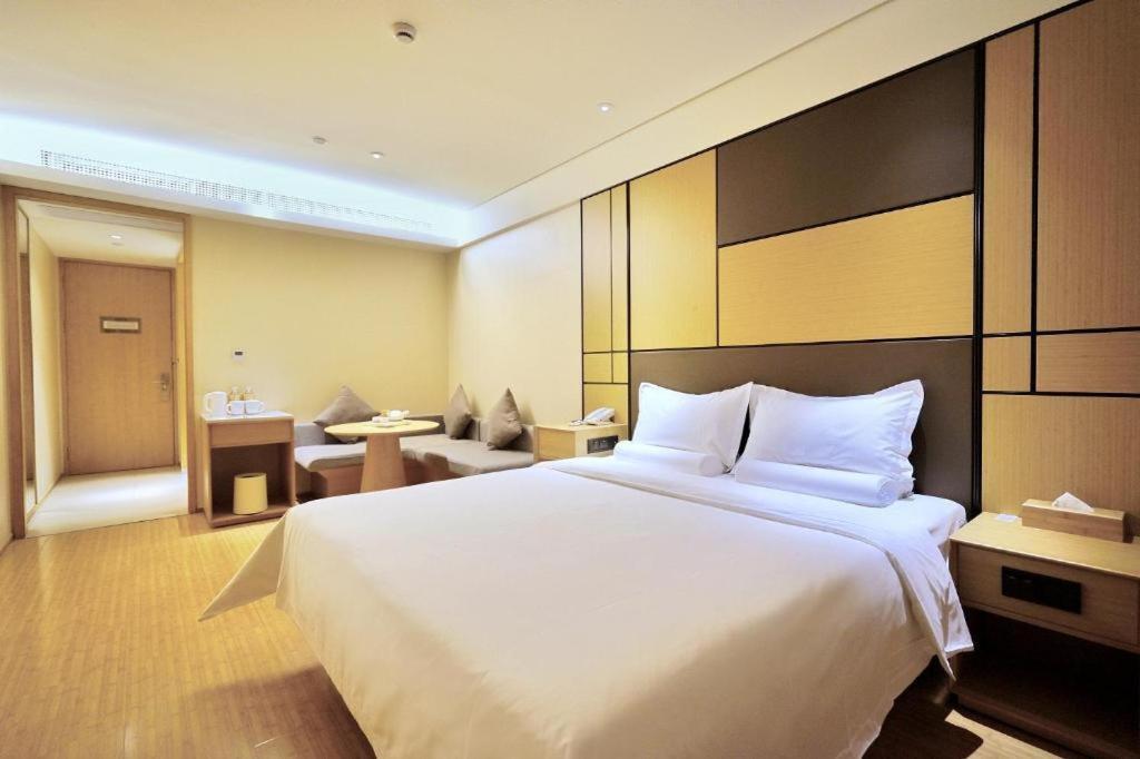 Ji Hotel Shanghai Hongqiao Yan'An XI Road Exterior foto