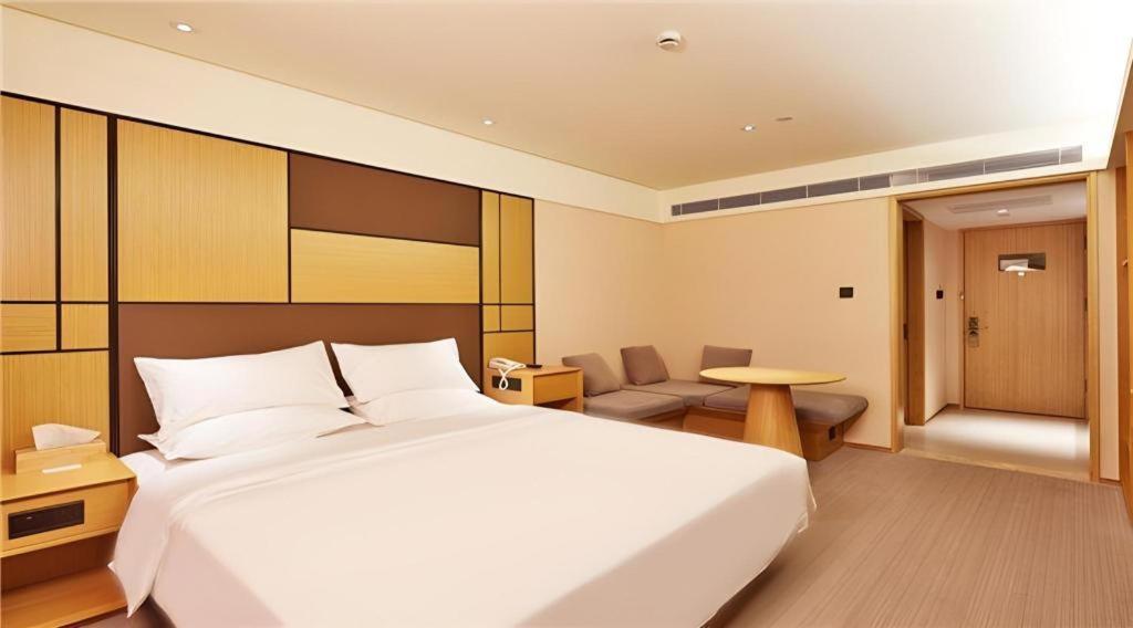 Ji Hotel Shanghai Hongqiao Yan'An XI Road Exterior foto