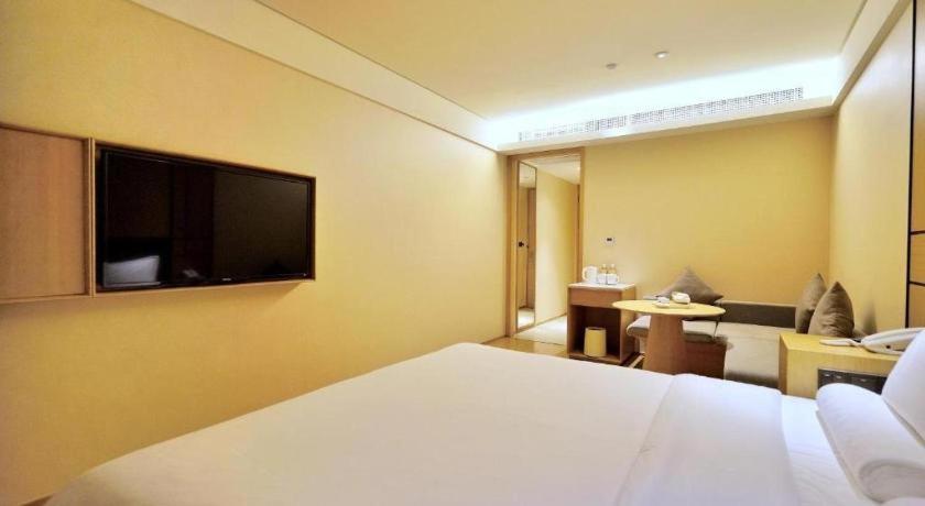 Ji Hotel Shanghai Hongqiao Yan'An XI Road Exterior foto