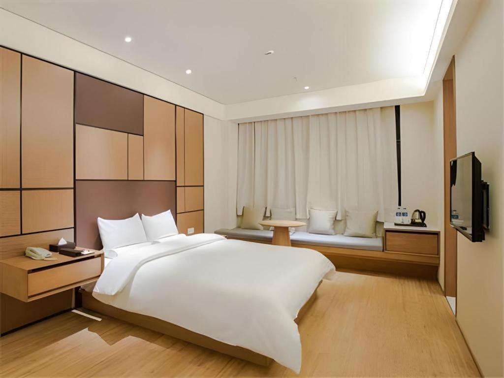 Ji Hotel Shanghai Hongqiao Yan'An XI Road Exterior foto
